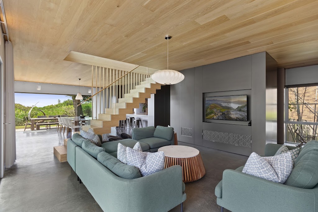 Mer Claire Boomerang Beach | 88b Boomerang Dr, Boomerang Beach NSW 2428, Australia | Phone: 0422 019 555
