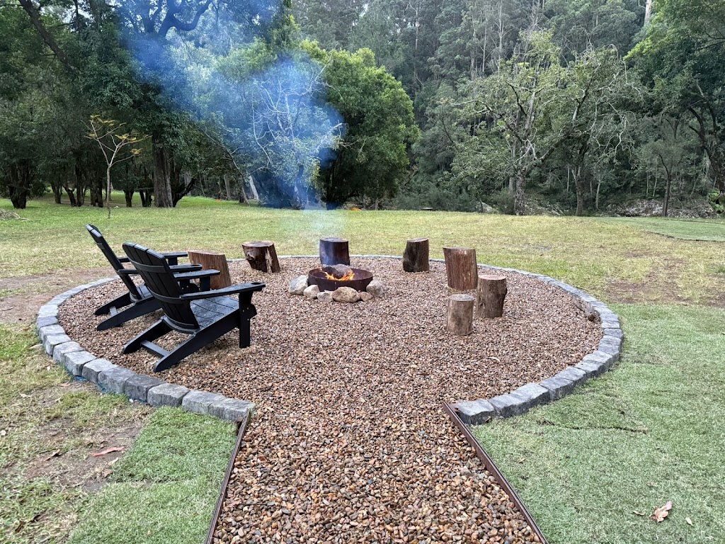The Creekside Hideaway | 1125 Gold Coast Springbrook Rd, Mudgeeraba QLD 4213, Australia | Phone: 0407 913 918