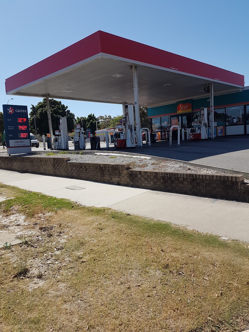 Caltex | gas station | Manning Rd Cnr, Wyong Rd, Bentley WA 6102, Australia | 0894519495 OR +61 8 9451 9495