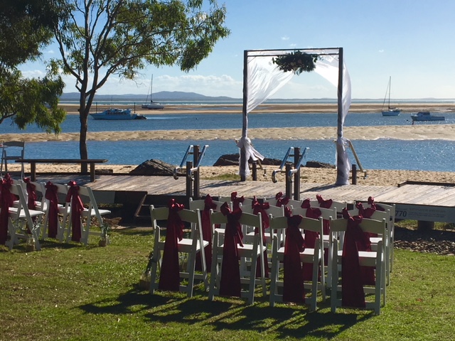 1770 Weddings | 40 Captain Cook Dr, Agnes Water QLD 4677, Australia | Phone: 0412 439 077