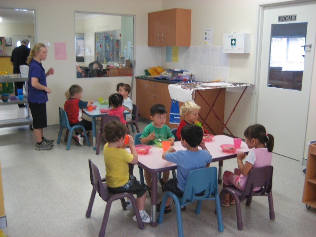 Kinder Kare Early Childhood Learning Centre | 25 Fourth Ave, Macquarie Fields NSW 2564, Australia | Phone: (02) 9618 7500