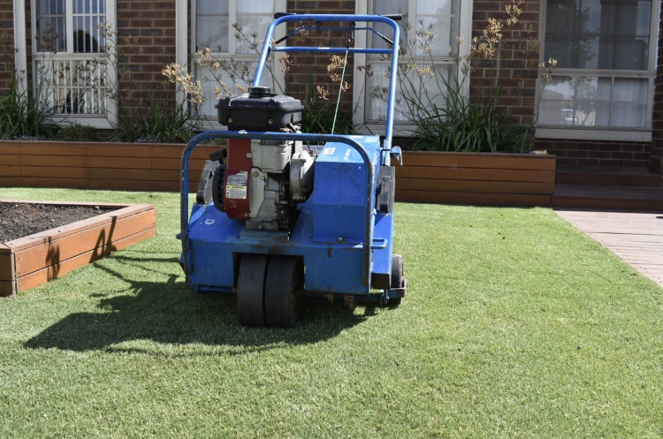 Ideal Lawn Services | park | 5/21 Almond Ave, Wallan VIC 3756, Australia