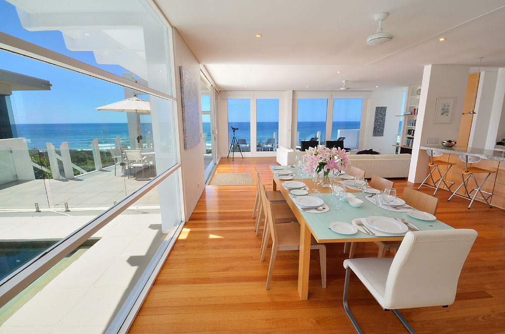 Noosa Holiday House | 16 Tropicana Rise, Castaways Beach QLD 4567, Australia | Phone: 0418 588 631