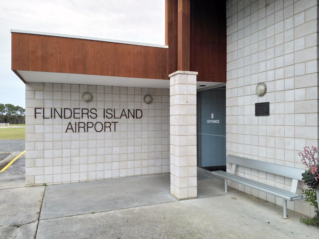 Flinders Island-Whitemark-Palana Airport | airport | 122 Palana Rd, Whitemark TAS 7255, Australia | 0363592144 OR +61 3 6359 2144