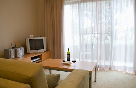 Kingscote Pier Apartments | lodging | 7 Kingscote Terrace, Kingscote SA 5223, Australia | 0885532011 OR +61 8 8553 2011
