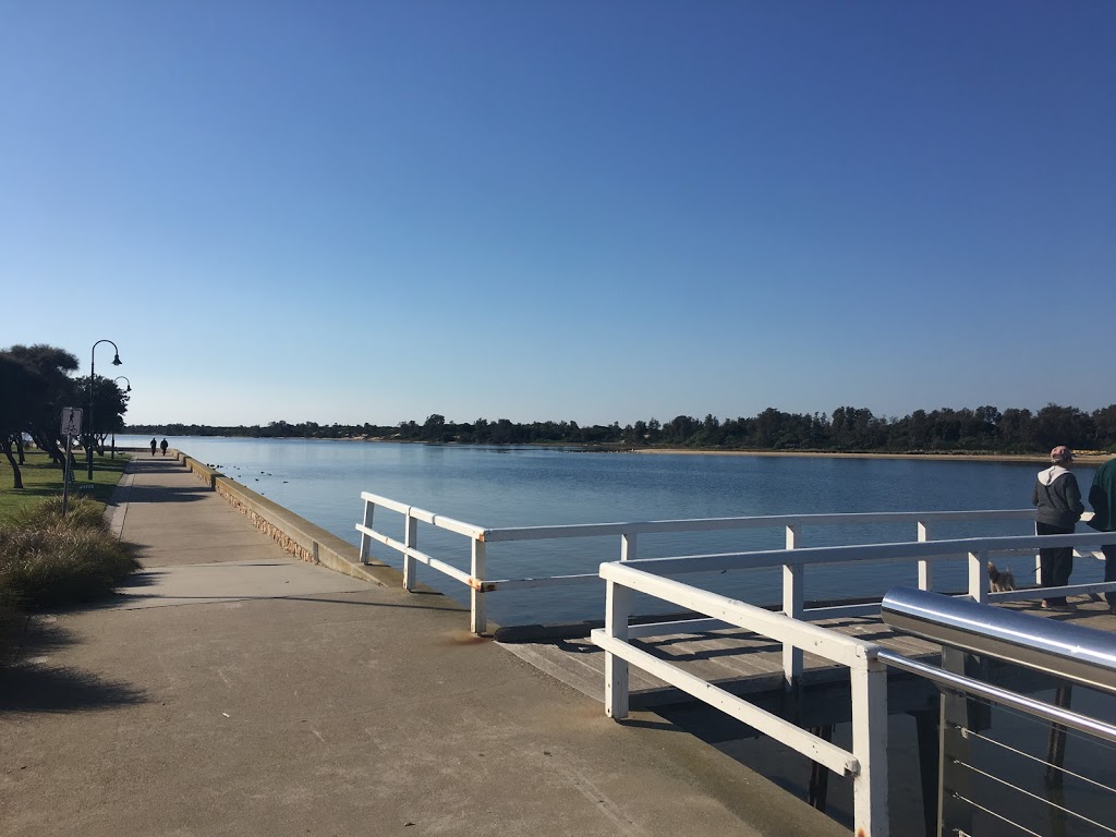 Sandbar Motel | 637 Esplanade, Lakes Entrance VIC 3909, Australia | Phone: (03) 5155 2567