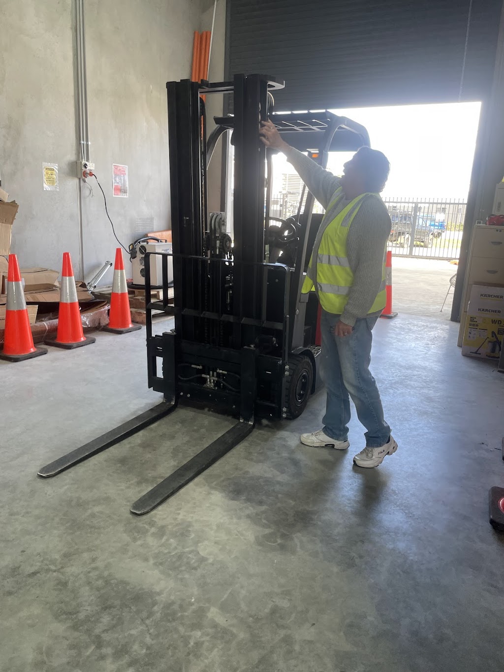 Forking Done Right | Unit 1/29c Amsterdam Cct, Wyong NSW 2259, Australia | Phone: 0437 224 449