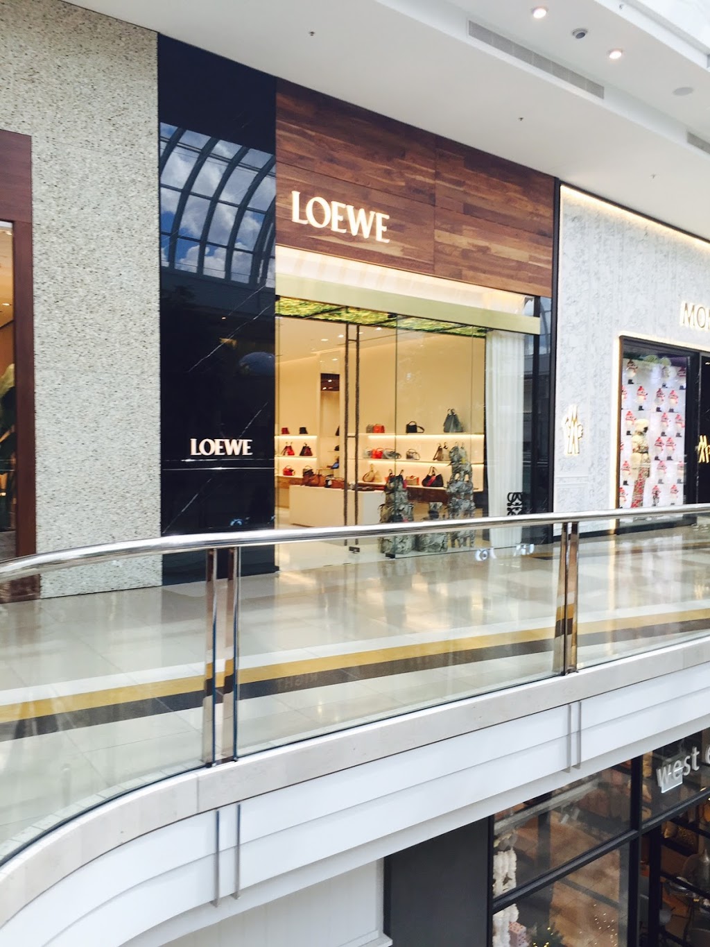 LOEWE Chadstone | Shop G-037, Chadstone Shopping Centre, 1341 Dandenong Rd Melbourne, Chadstone VIC 3148, Australia | Phone: (03) 8614 1190