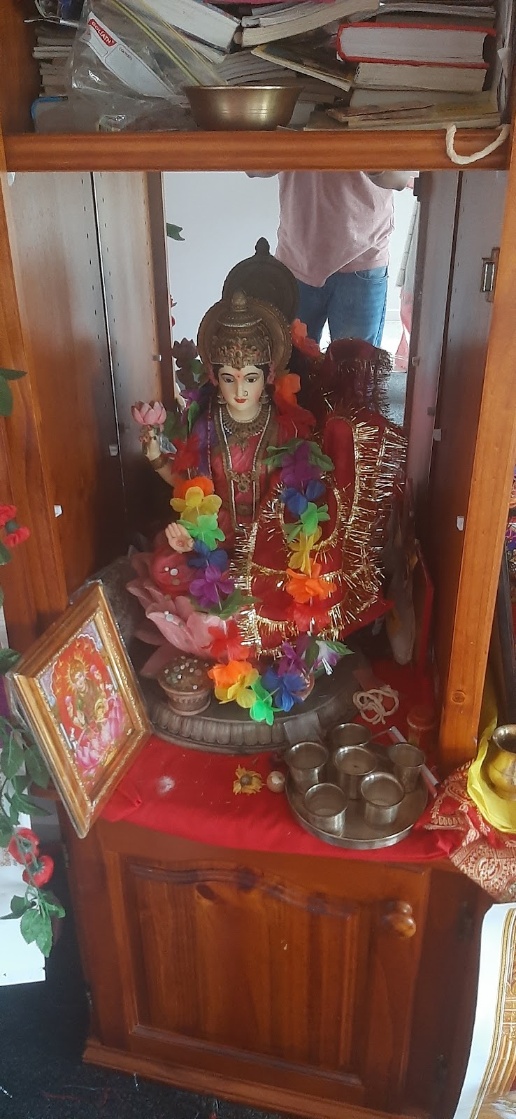 Hindu temple | 17 Beethoven St, Springdale Heights NSW 2641, Australia | Phone: 0469 065 857