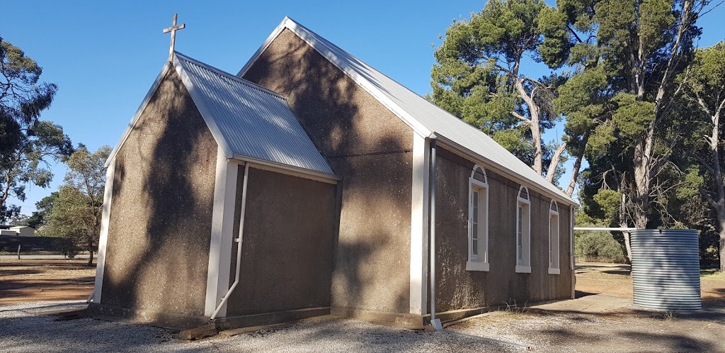 St Peter Lutheran Church | church | Huppatz Rd, Riverton SA 5412, Australia