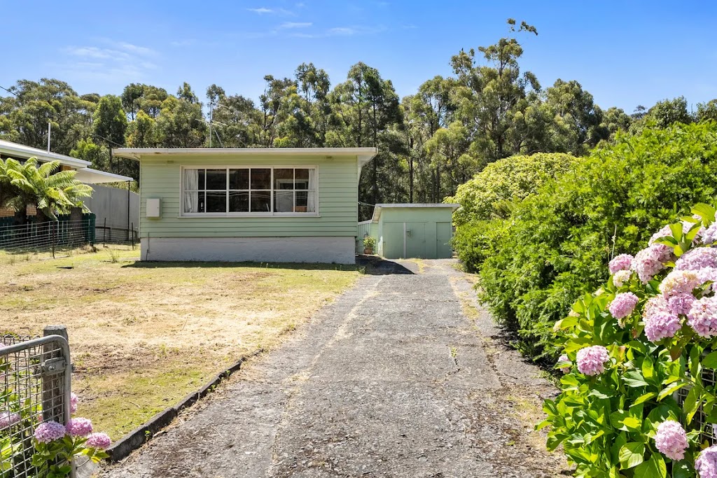 Formation Tasman | 62 Old Jetty Rd, Eaglehawk Neck TAS 7179, Australia | Phone: 0419 646 544