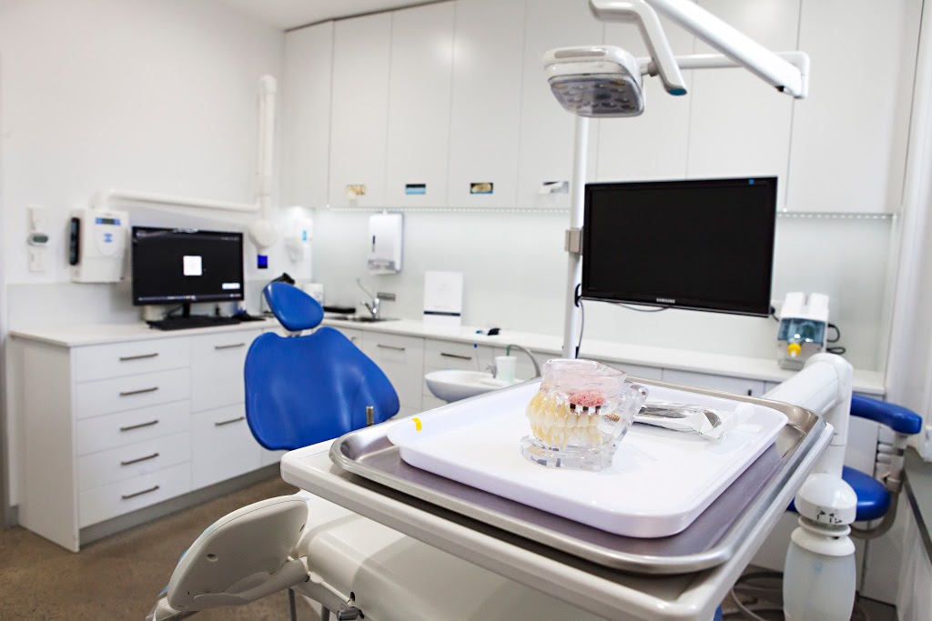 Dentist & Co | dentist | 1/3 Montague St, Balmain NSW 2041, Australia | 0298103044 OR +61 2 9810 3044