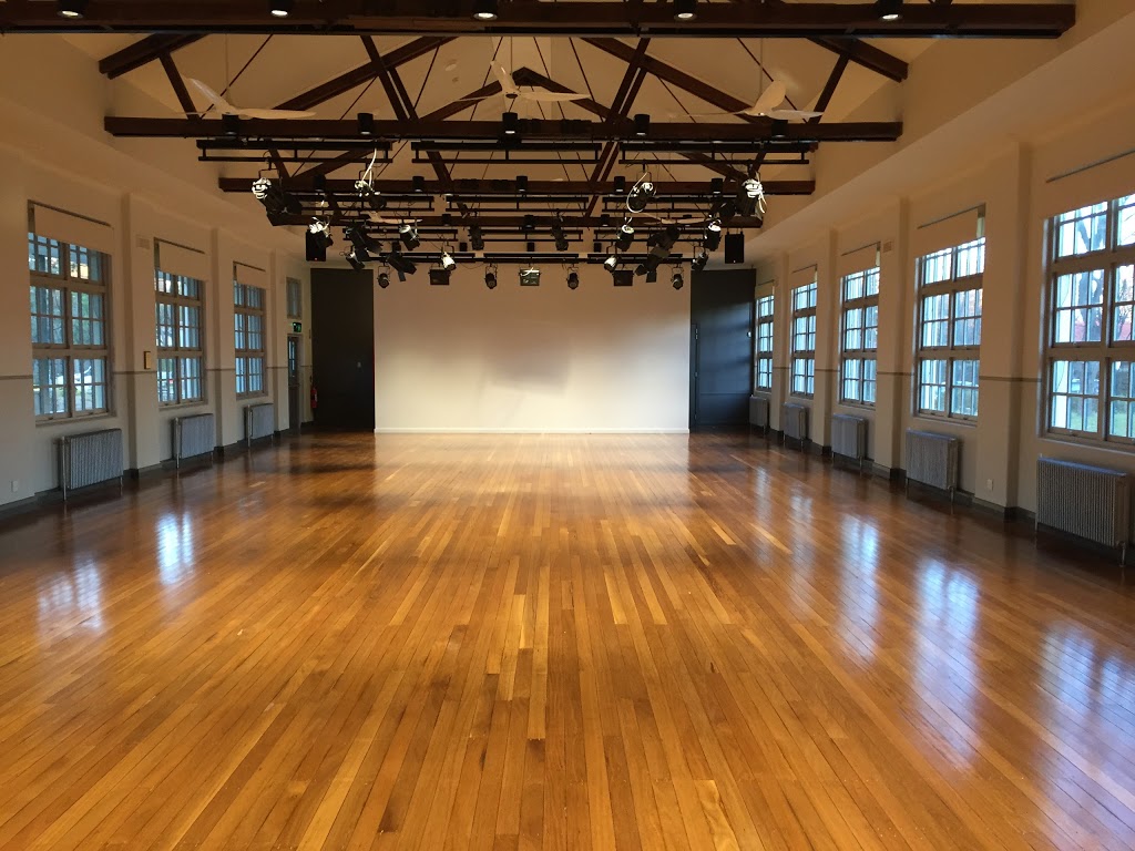 Ainslie Arts Centre | school | Elouera St, Braddon ACT 2612, Australia | 0261820000 OR +61 2 6182 0000