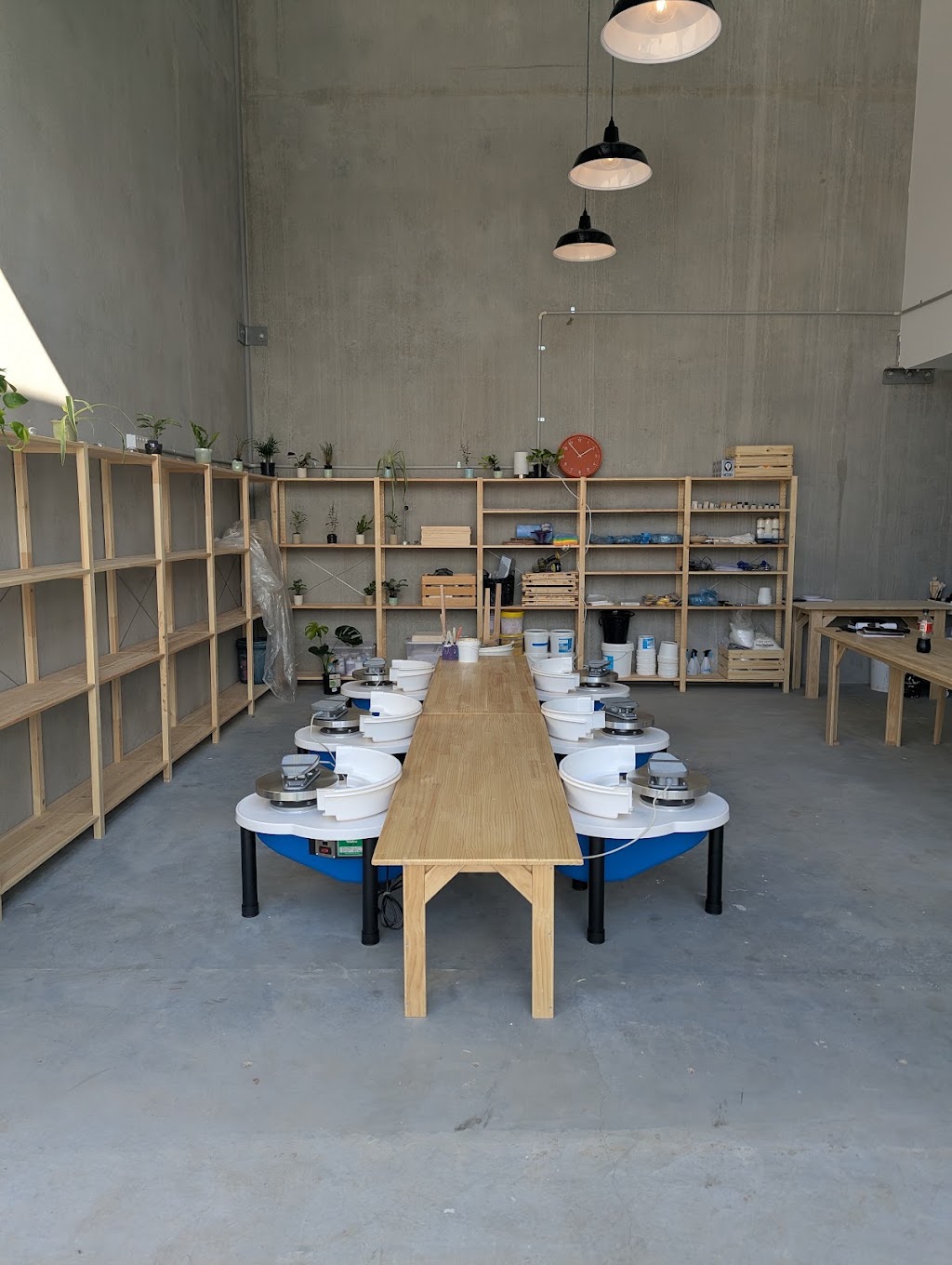 The Kiln Pottery Studio | Unit 27/17 Norfolk Ave, South Nowra NSW 2541, Australia | Phone: 0434 544 150