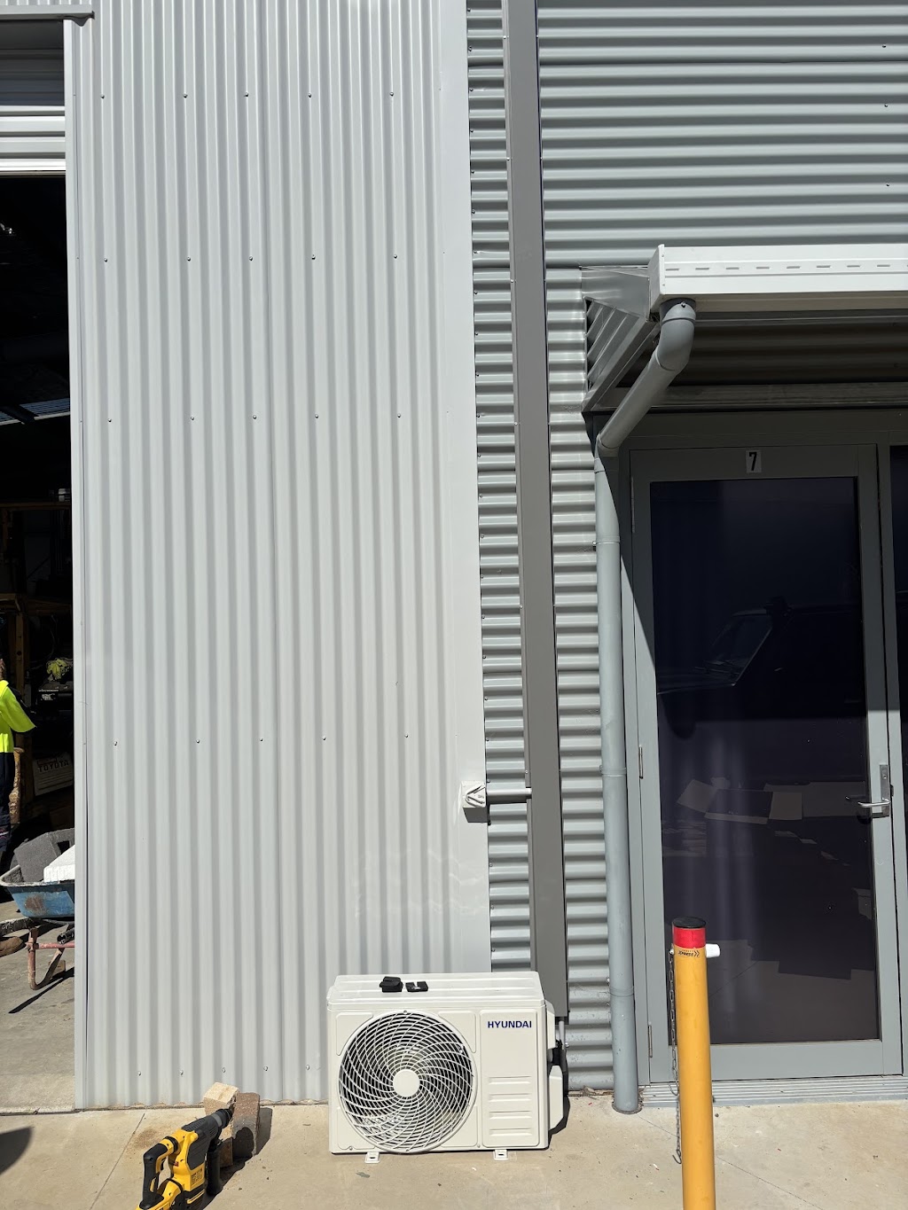 James Wells Electrical | Williams Rd, Barnawartha VIC 3688, Australia | Phone: 0490 151 724