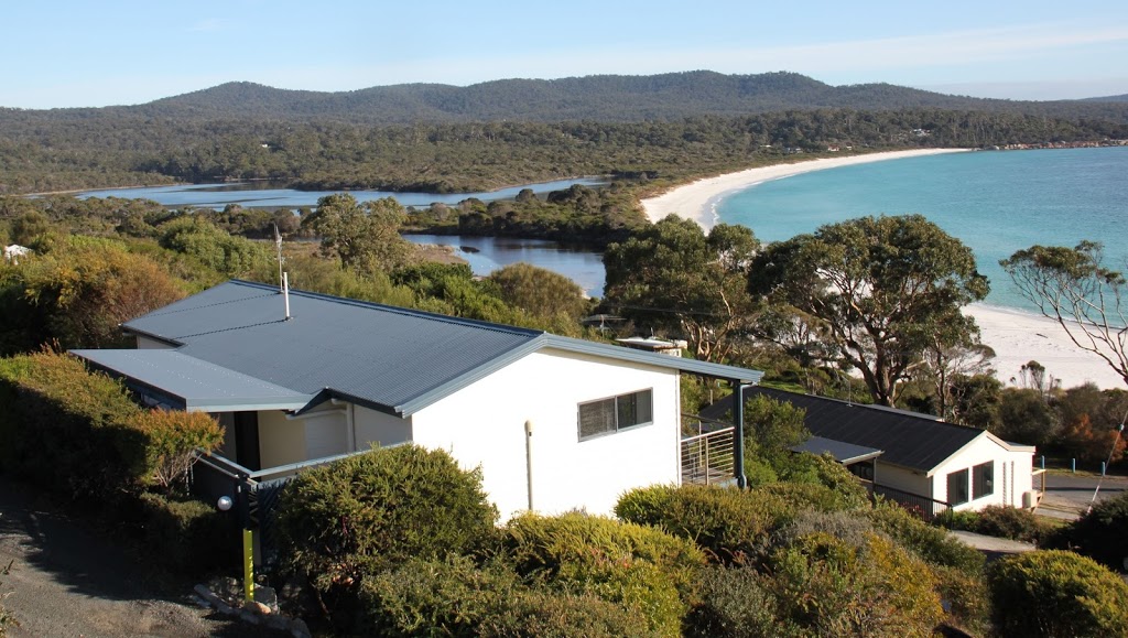 Binalong Bay Cottage | 2/22 Wedge Ct, Binalong Bay TAS 7216, Australia | Phone: 0407 808 738
