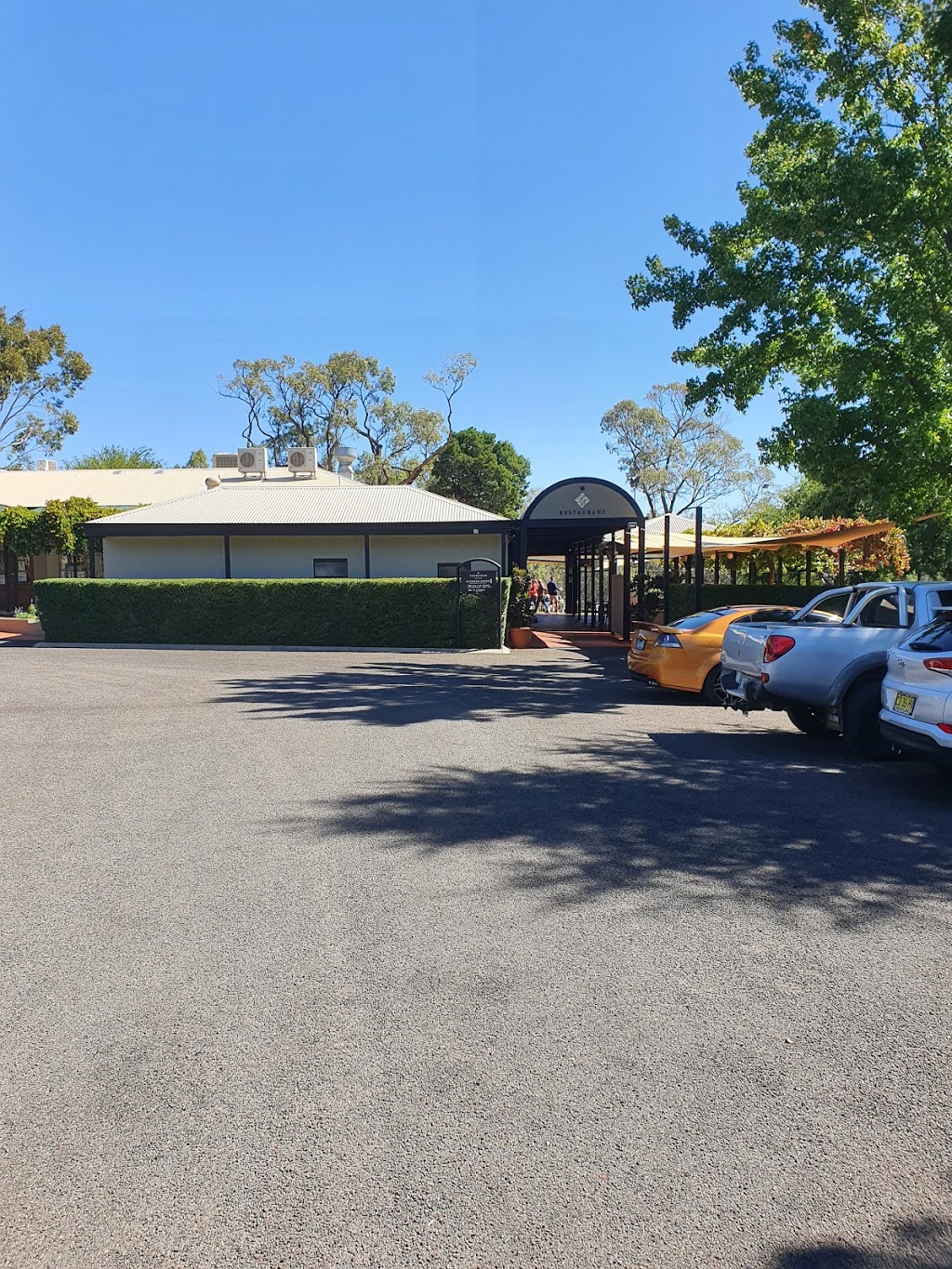 Trentham Estate | 6531 Sturt Hwy, Trentham Cliffs NSW 2738, Australia | Phone: (03) 5051 5312