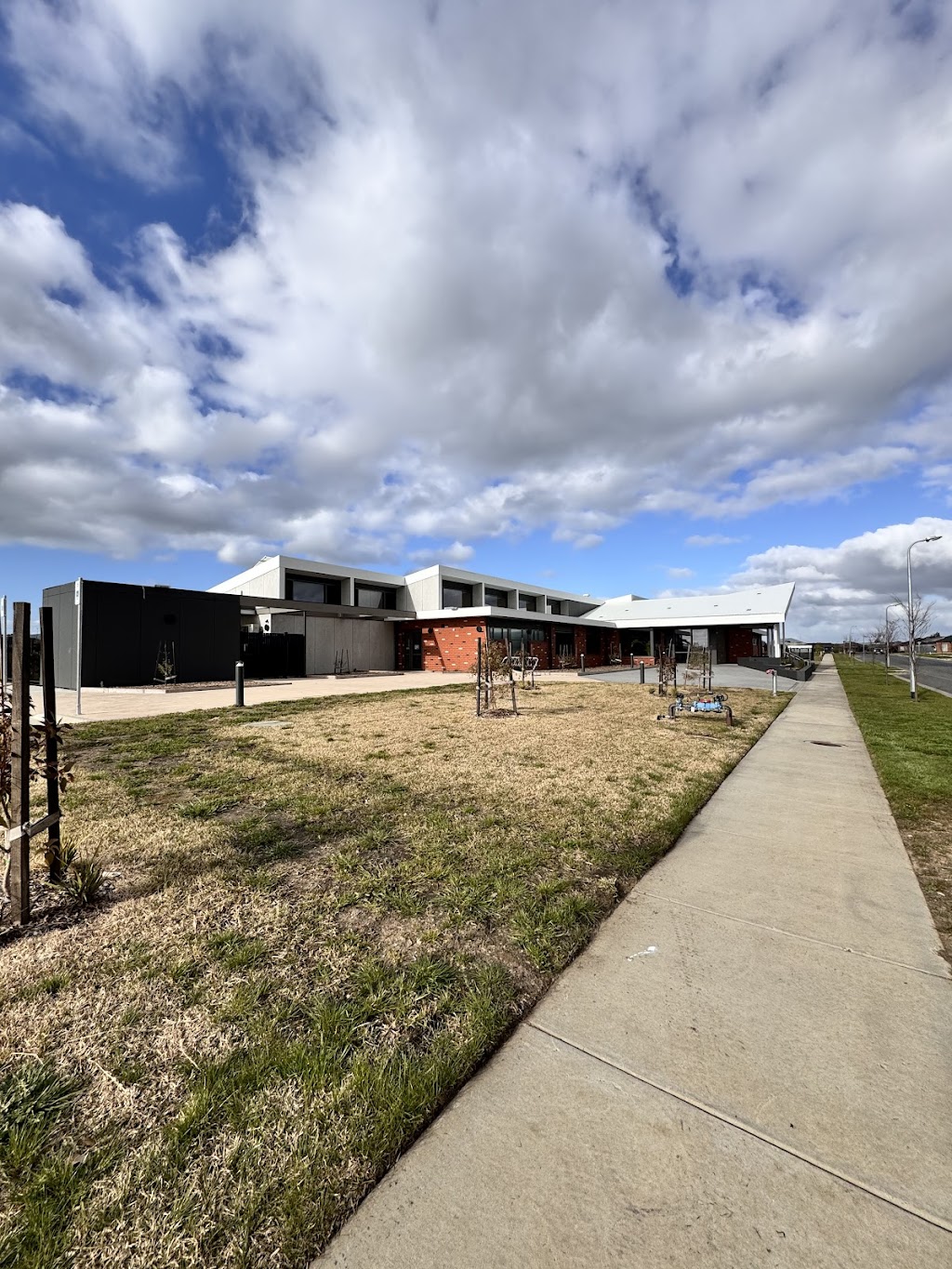 Djila-tjarriu Community Hub | 18 Donegal Dr, Alfredton VIC 3350, Australia | Phone: (03) 5329 1620