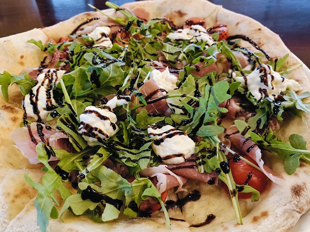 Robertos Italian & Pizzeria | 42 Hoddle St, Robertson NSW 2577, Australia | Phone: 0423 314 295