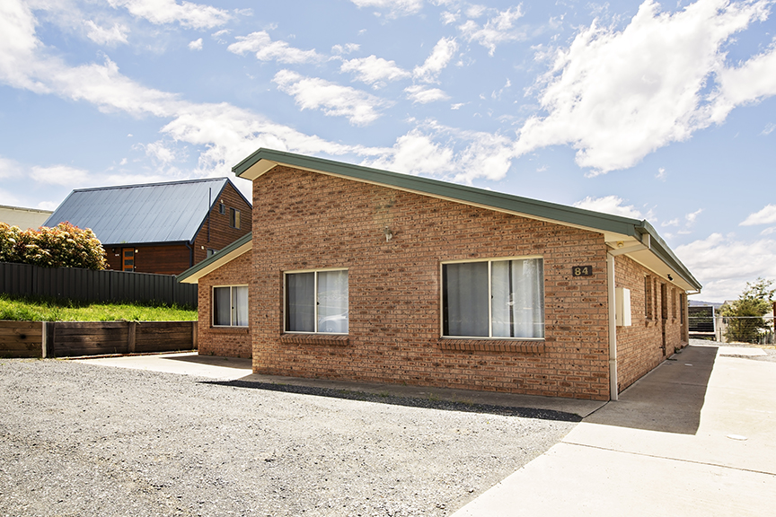 Mountain Lodge | 84 Gippsland St, Jindabyne NSW 2627, Australia | Phone: (02) 6457 2000