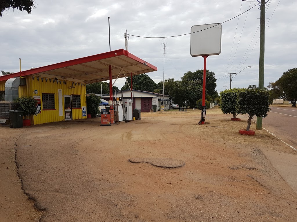 Pentland Service Station | gas station | 54 Main St, Pentland QLD 4816, Australia | 0747881254 OR +61 7 4788 1254