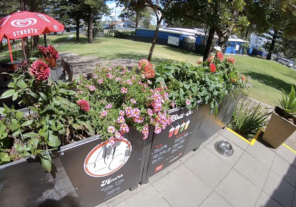 Art Cafe Broadbeach | 25 Broadbeach Blvd, Broadbeach QLD 4218, Australia | Phone: (07) 5562 9300