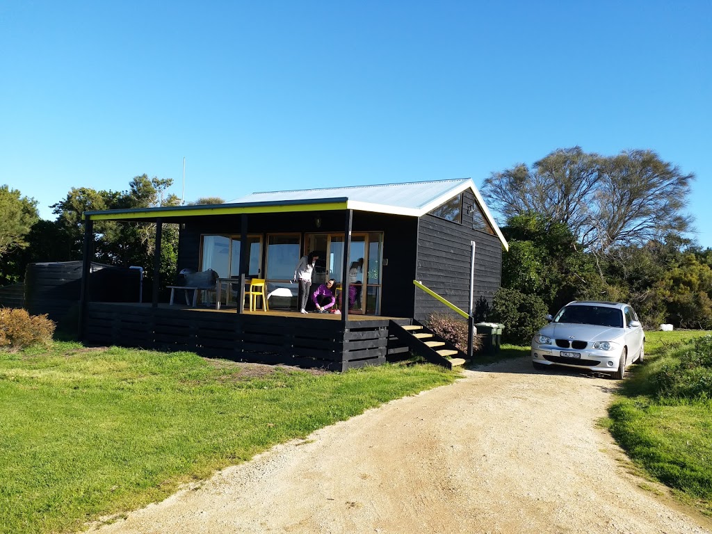 Black Cockatoo Cottages | lodging | 60 Foley Rd, Yanakie VIC 3960, Australia | 0356871306 OR +61 3 5687 1306