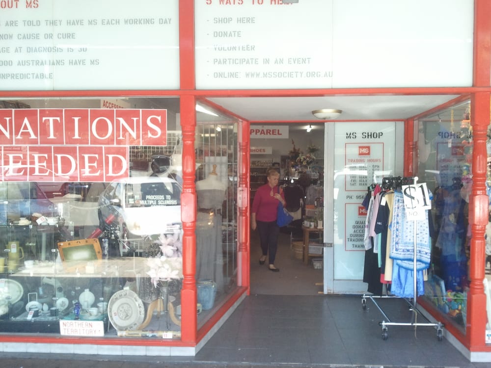 MS Op Shop | book store | 4 Duke St, Daylesford VIC 3460, Australia | 0353483988 OR +61 3 5348 3988