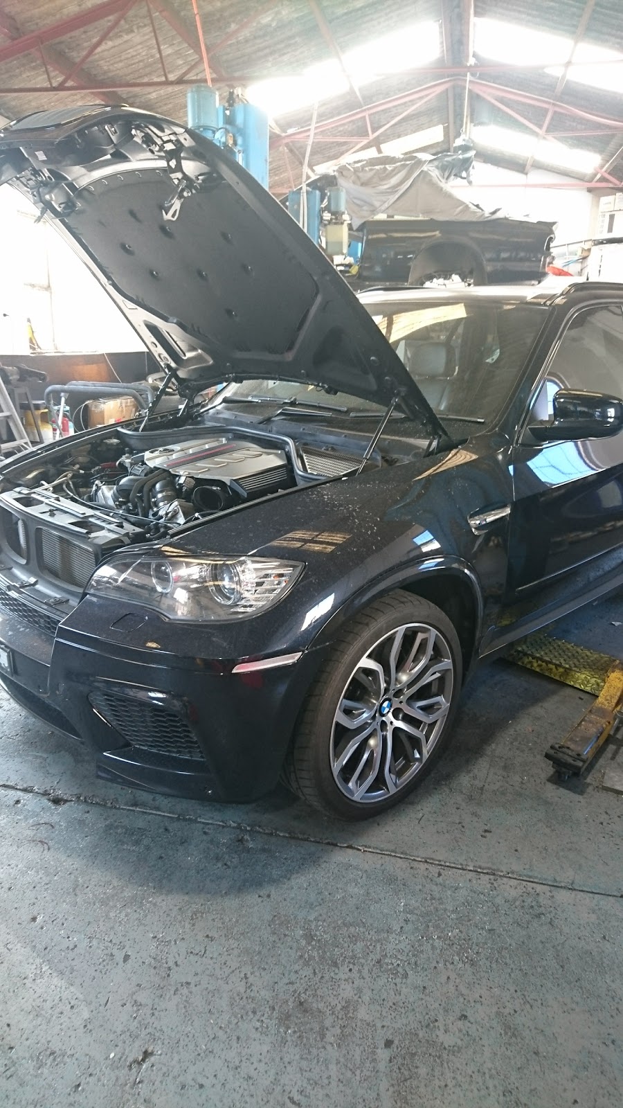 Bromspec Motor Works - Best BMW Car Mechanics in Northern Beache | car repair | 23 Orchard Rd, Brookvale NSW 2100, Australia | 0299394980 OR +61 2 9939 4980