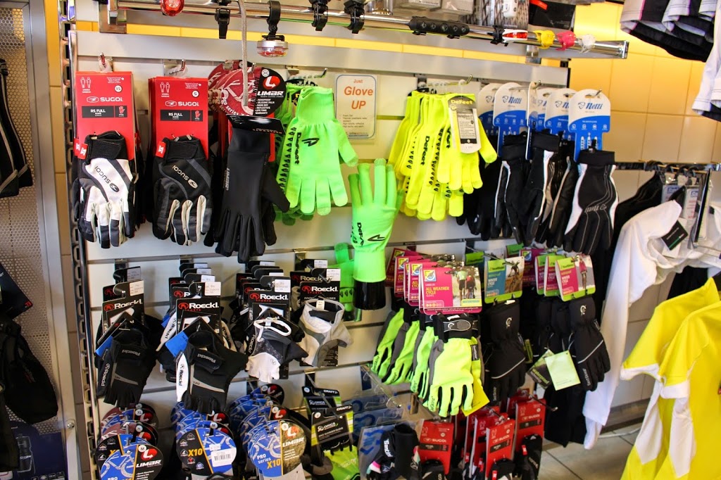 Cycling & Sports Clothing - bicycle clothing specialists | clothing store | 53 Glen Huntly Rd, Elwood VIC 3184, Australia | 0395310069 OR +61 3 9531 0069