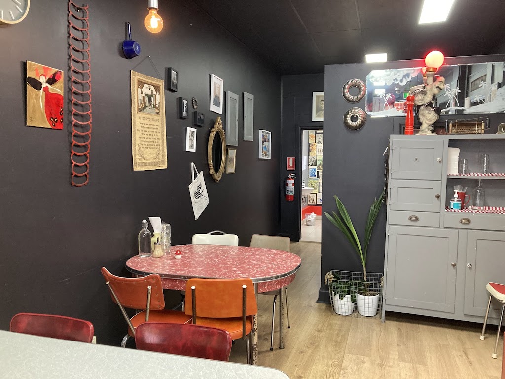 Bettys Red Star Cafe | 20A Sturt St, Ballarat Central VIC 3350, Australia | Phone: (03) 4327 6733