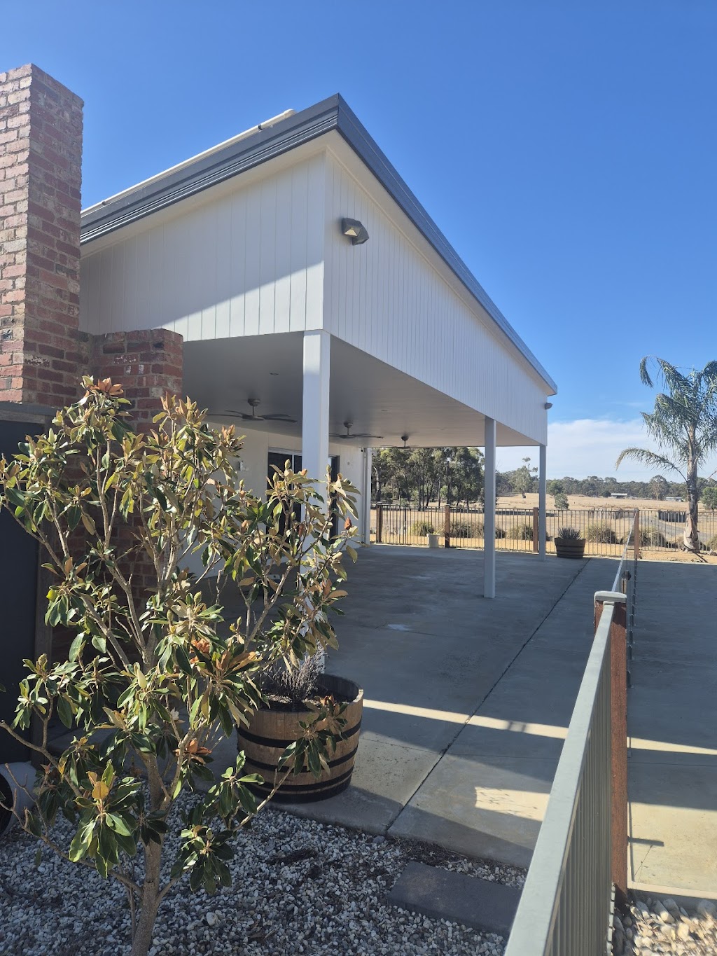 Shane Rayment Painters Decorators | 119 Mcdowalls Rd, East Bendigo VIC 3550, Australia | Phone: 0408 109 394