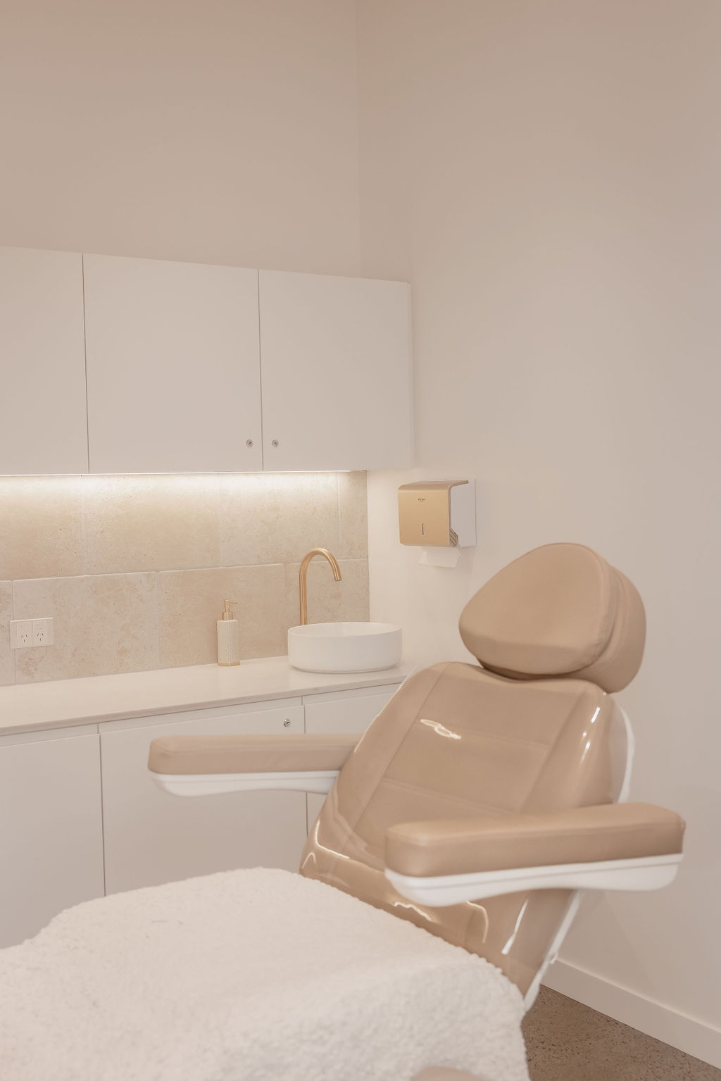 Gorjess Aesthetics | 2/7 Russell St, Corrimal NSW 2518, Australia | Phone: 0401 839 994