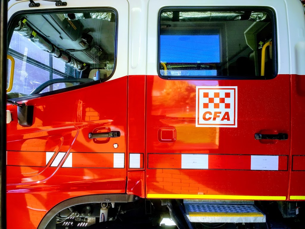 Healesville CFA | fire station | 62 Crowley Rd, Healesville VIC 3777, Australia | 0359625010 OR +61 3 5962 5010