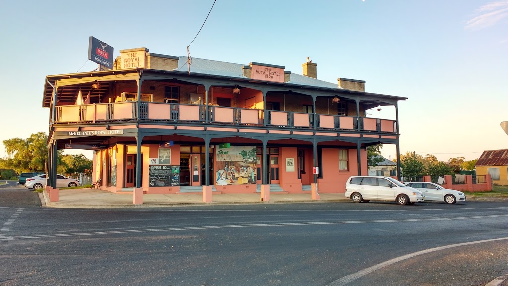 Royal Hotel Mendooran | 15 Bandulla St, Mendooran NSW 2842, Australia | Phone: (02) 6886 2043