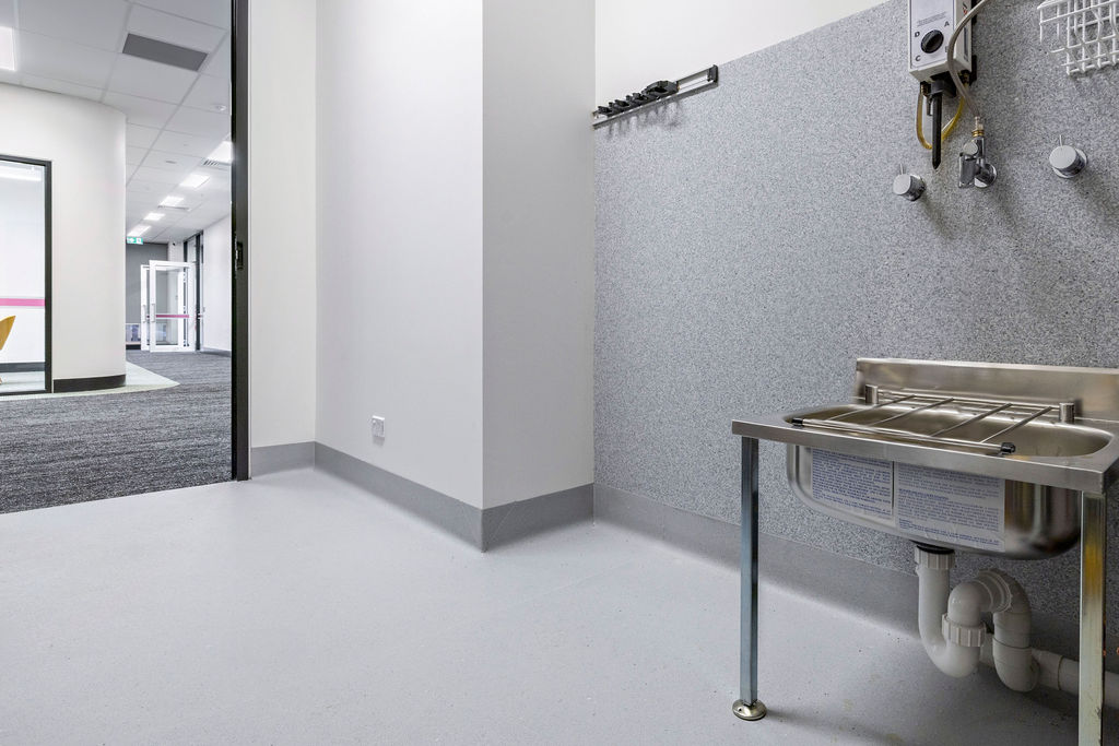 OnlyFloors | 251 Bourkes Creek Rd, Pakenham Upper VIC 3810, Australia | Phone: 0421 949 566