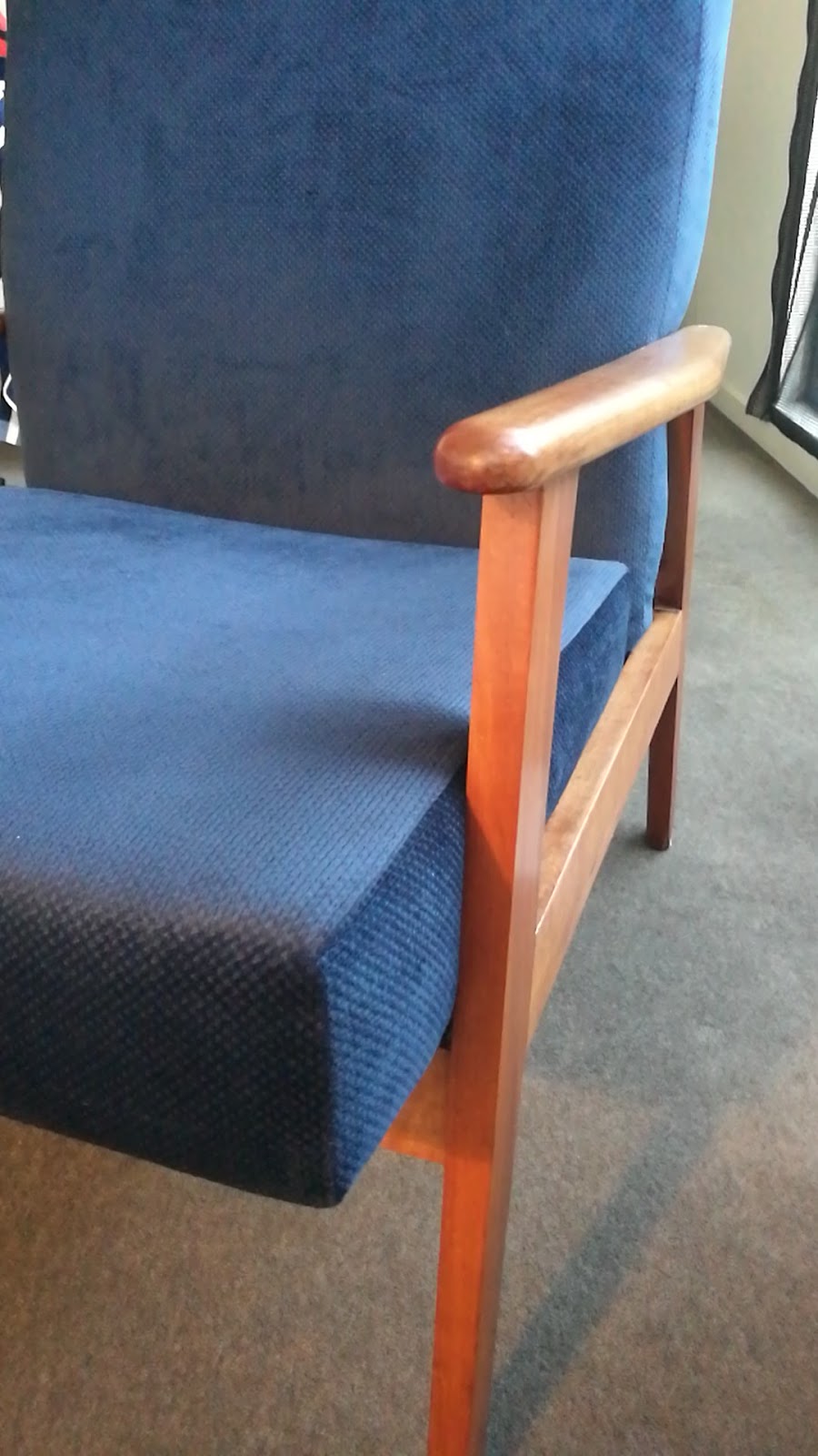 Complete Re-Upholstery Services | 1006 Glen Huntly Rd, Caulfield South VIC 3162, Australia | Phone: 0433 674 496