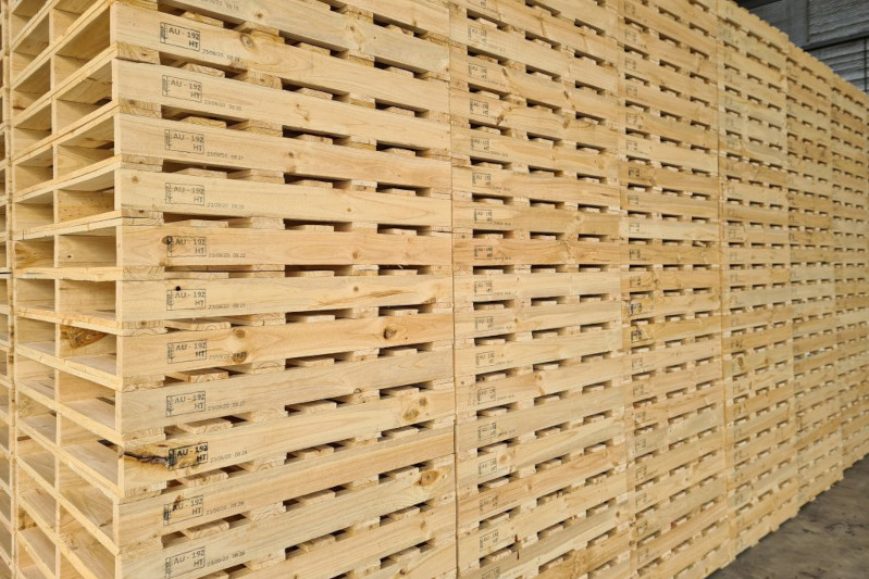 DC Pallets | 1365 Menangle Rd, Razorback NSW 2571, Australia | Phone: 1300 379 564