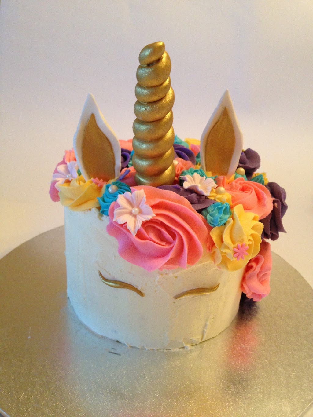 Deborah Marie cake Designs | Greenhill Ct, Bunyip VIC 3815, Australia | Phone: 0439 976 391