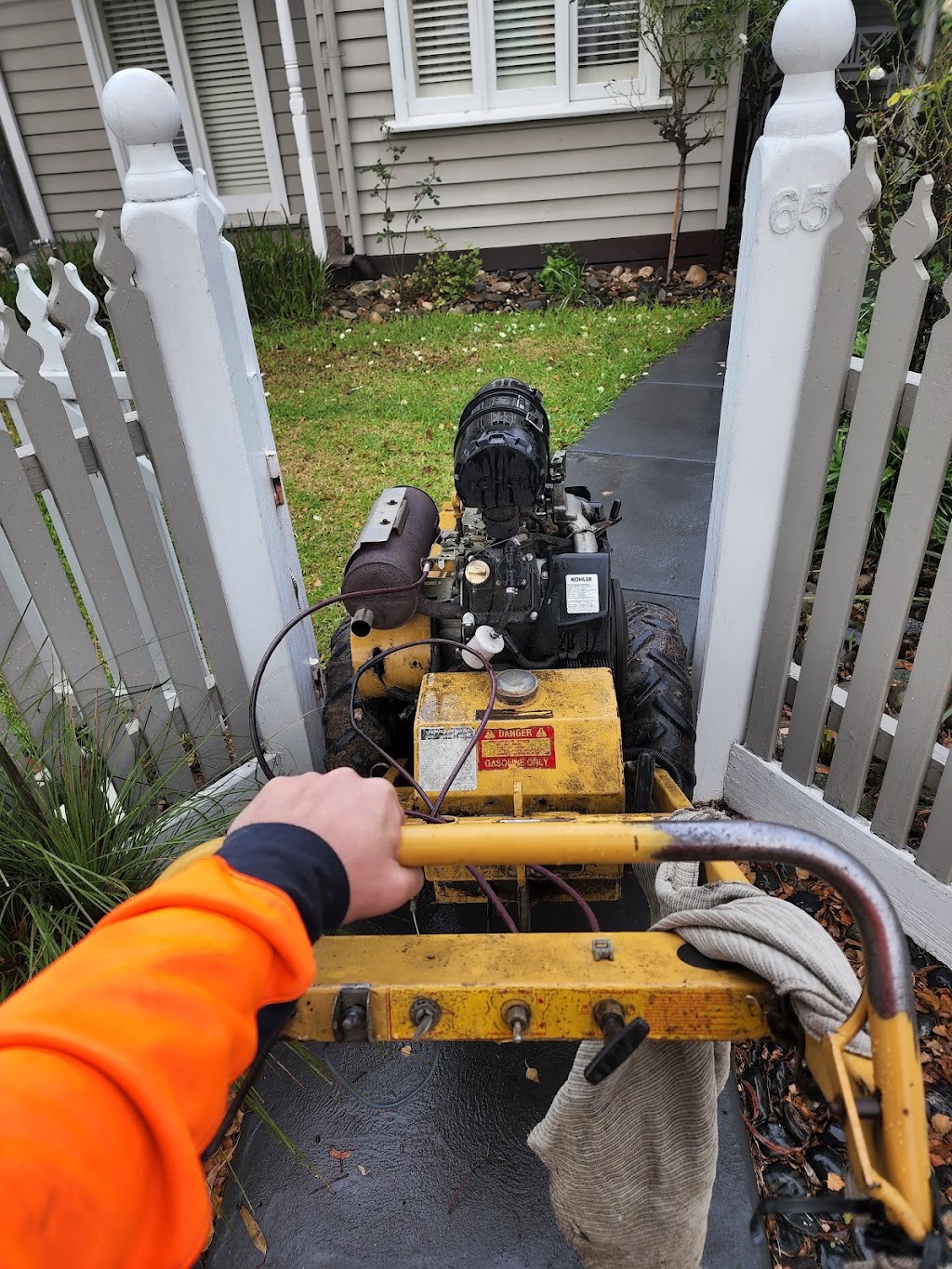 Removastump | 3 Harnett St, Boronia VIC 3155, Australia | Phone: 0425 736 571