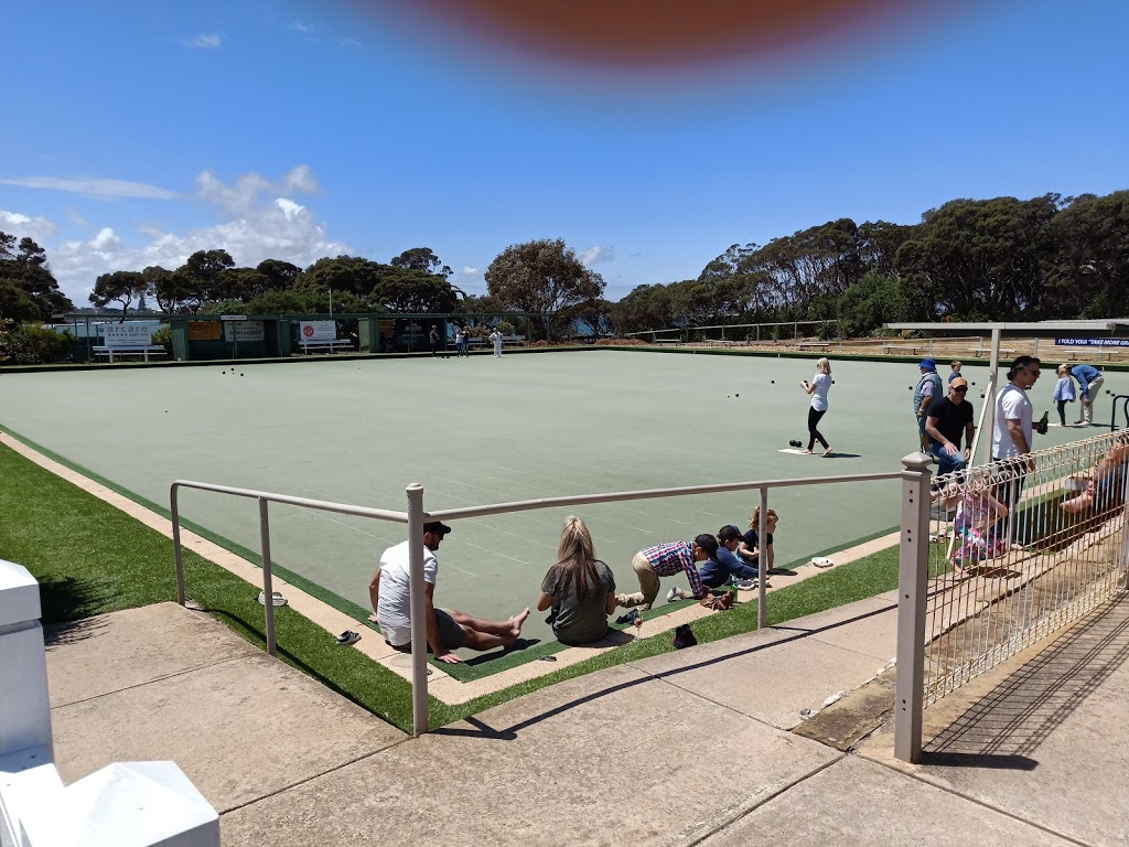Point Lonsdale Bowls Club |  | Point Lonsdale Rd, Point Lonsdale VIC 3225, Australia | 0352581150 OR +61 3 5258 1150