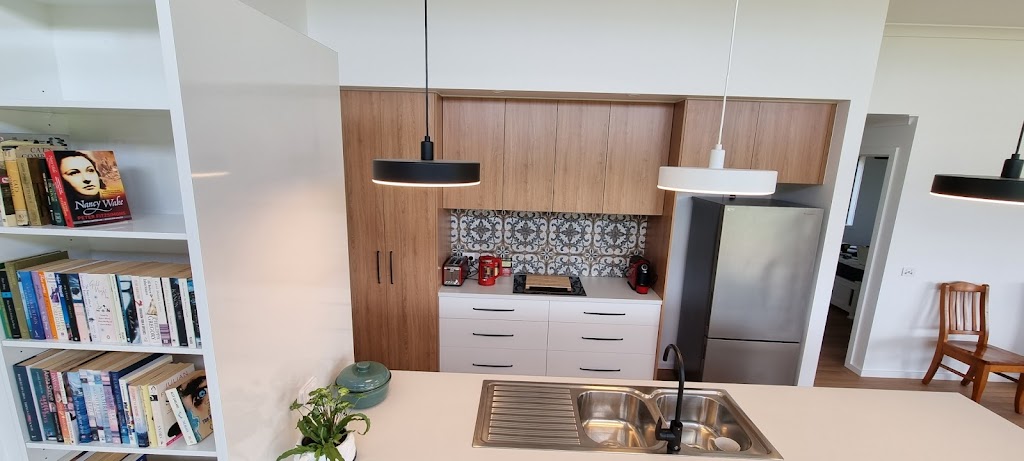Tangari Guest House Pambula | 48 Toallo St, Pambula NSW 2549, Australia | Phone: 0491 141 840