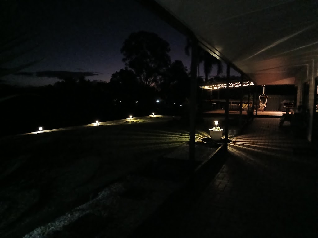 Hilltop Retreat | 1 Farwell Cl, Kooralbyn QLD 4285, Australia | Phone: 0411 825 153