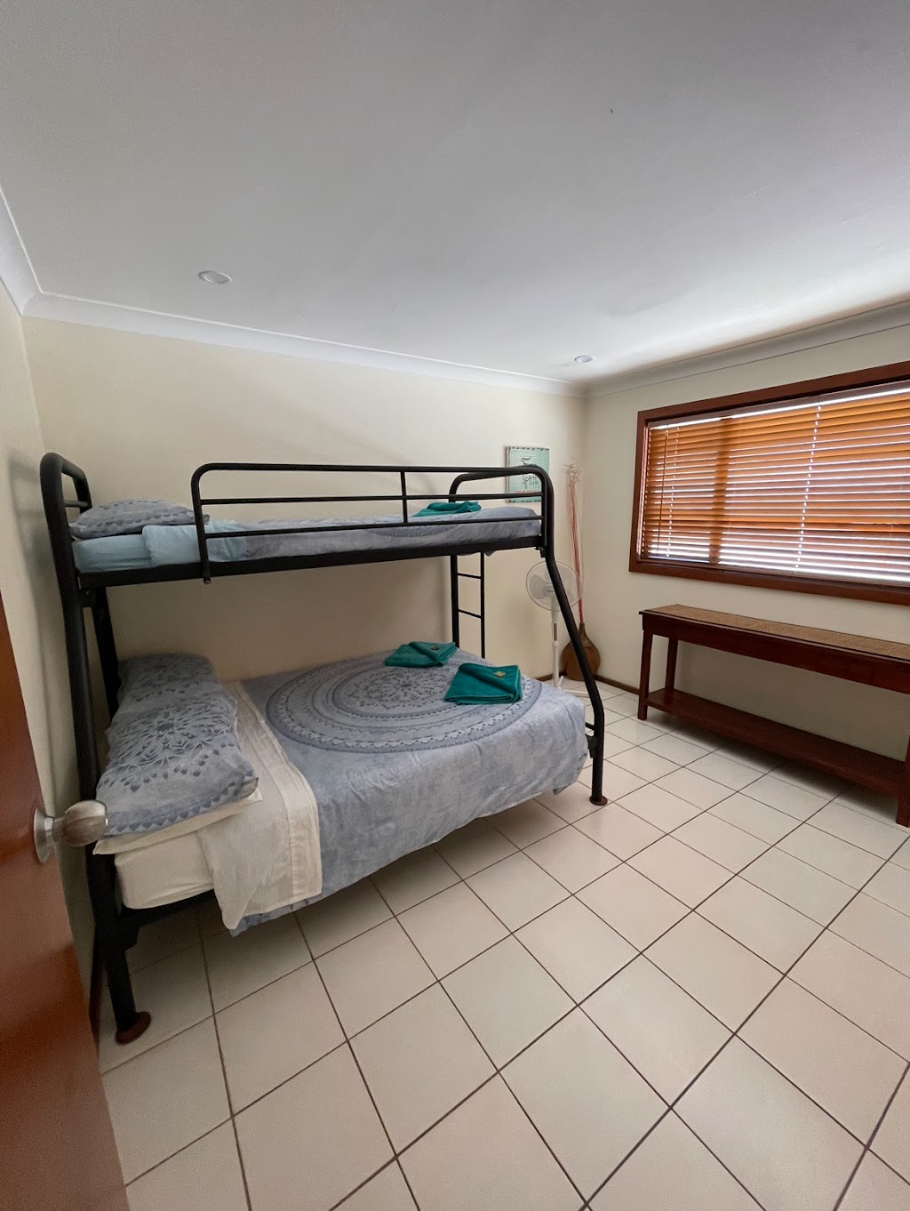 Wildsights Beach Shack | 2 Denham Rd, Denham WA 6537, Australia | Phone: (08) 9948 1481