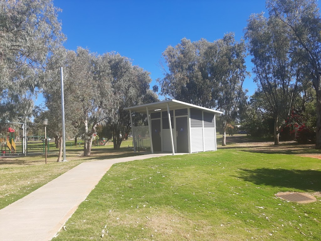 Public Toilet Centenary Park | 3 Jane St, Cunnamulla QLD 4490, Australia | Phone: (07) 4655 8400