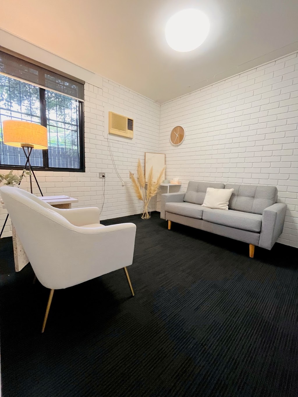 Switch Psychology | 4/26 Lake St, Warners Bay NSW 2282, Australia | Phone: 0493 092 578