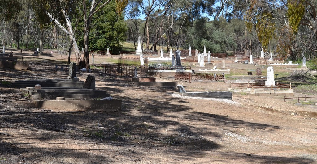 Clare Cemetery | cemetery | 80 Bennys Hill Rd, Emu Flat SA 5453, Australia