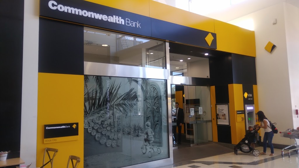 Commonwealth Bank | bank | Shop T2114/425 Burwood Hwy, Wantirna South VIC 3152, Australia | 132221 OR +61 132221