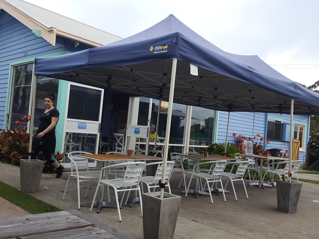 Beach Hut Coffee | cafe | 2 Beach Rd, Ulverstone TAS 7315, Australia | 0364259387 OR +61 3 6425 9387