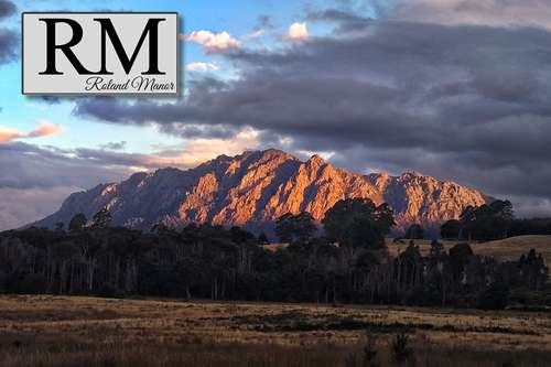 Roland Manor | lodging | 460 Staverton Rd, Promised Land TAS 7306, Australia | 0437369573 OR +61 437 369 573